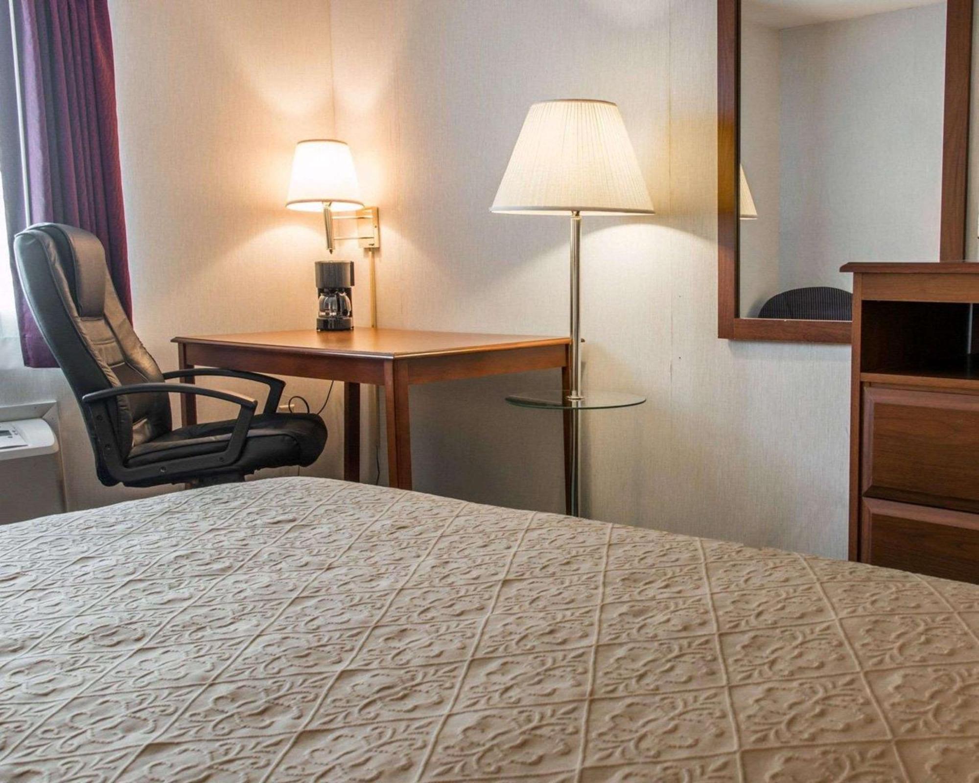 Quality Inn Hudsonville South Esterno foto