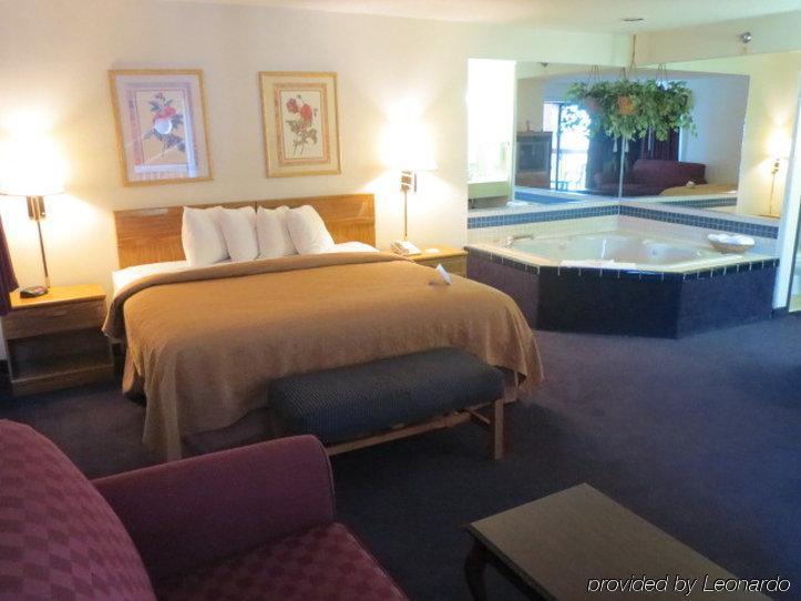 Quality Inn Hudsonville South Esterno foto